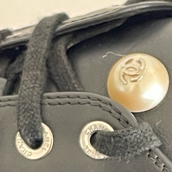 CHANEL Runway Women's Pearl Logo Black Leather Sneakers - Picture 10 of 13